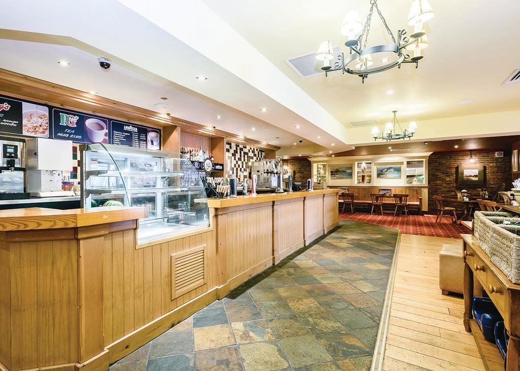 Hotel Oakdene Forest Ferndown Exterior foto